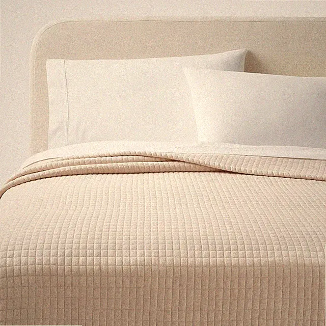 King Jersey Quilt Oatmeal Heather - Threshold